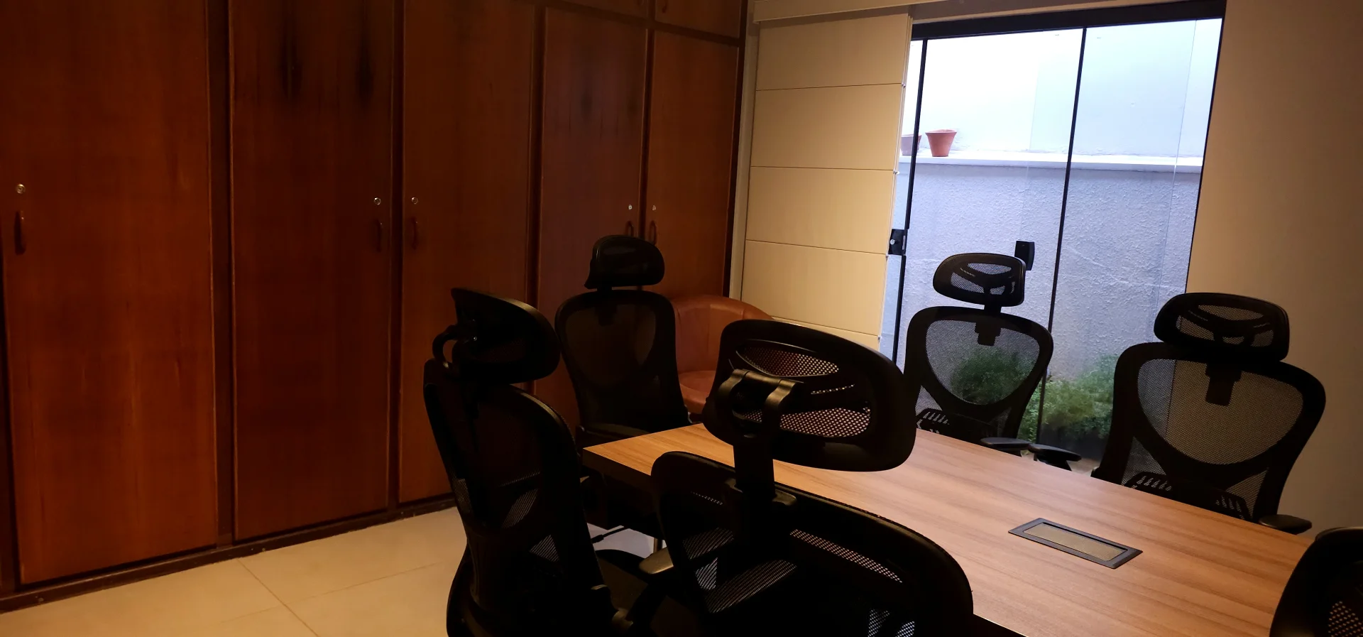 Coworking Sala de reuniao em ribeirao preto sala raizes Foto3