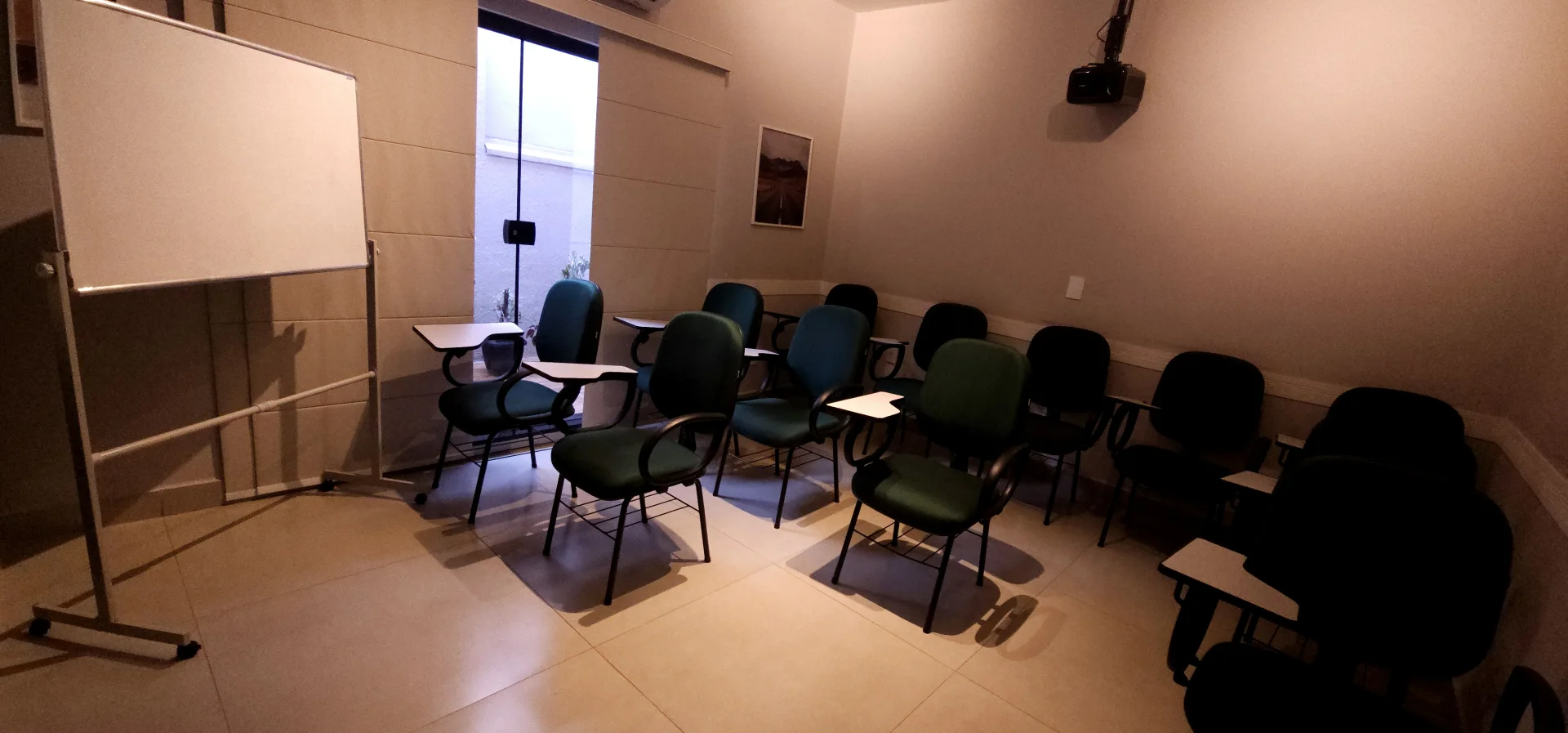 Coworking Sala de treinamento em ribeirao preto sala Semente Foto1 Foto3