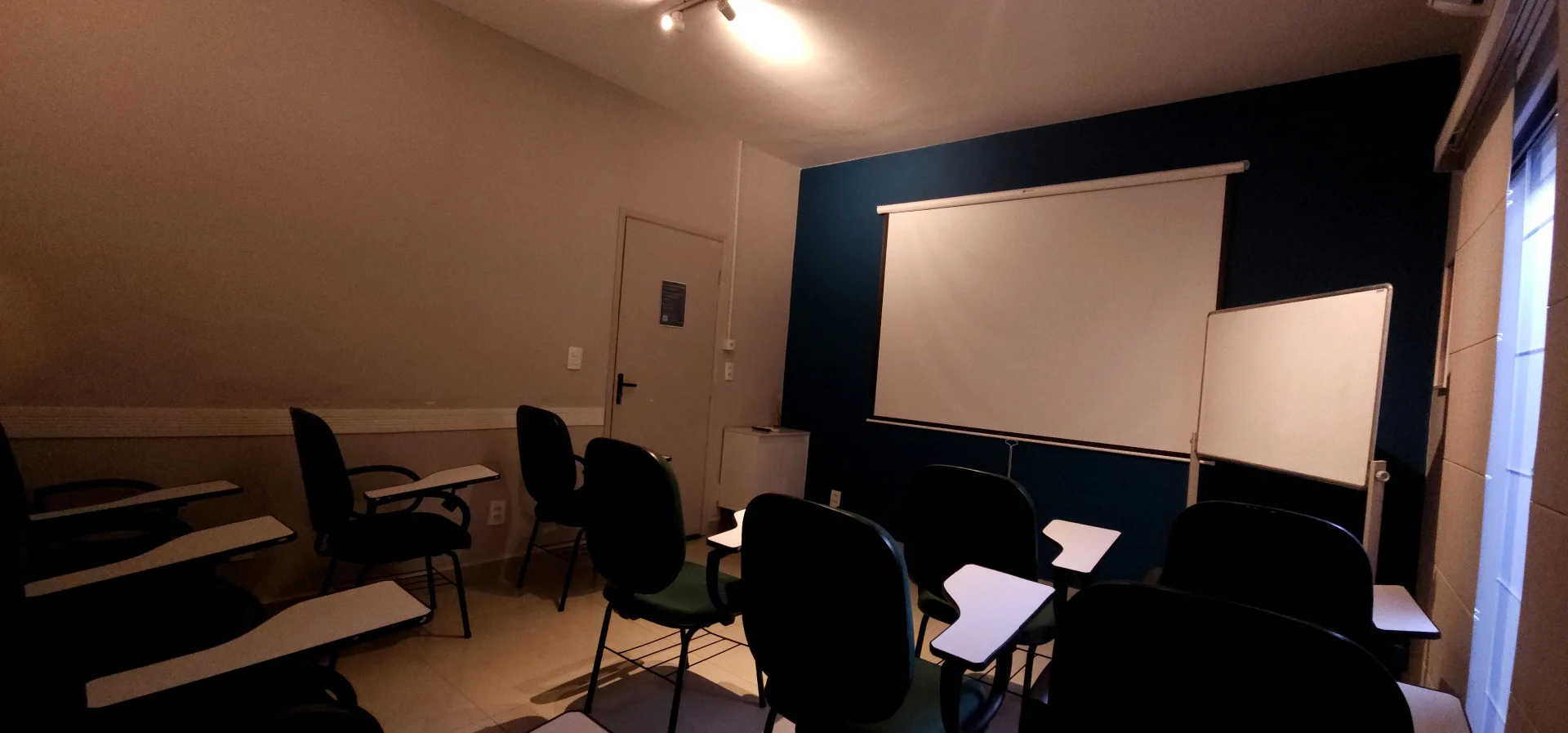 Coworking Sala de treinamento em ribeirao preto sala Semente Foto1 Foto5
